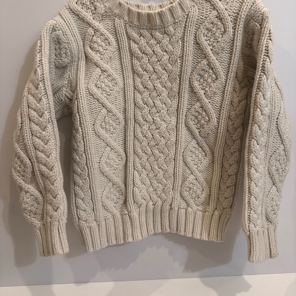 GAP Other - GAP Ivory Cable Knit Sweater